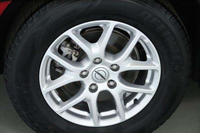 used 2023 Chrysler Pacifica car, priced at $22,386