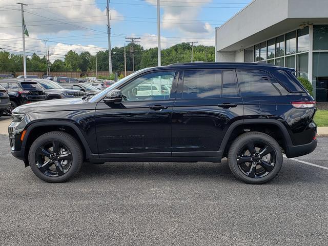 new 2025 Jeep Grand Cherokee car, priced at $44,208