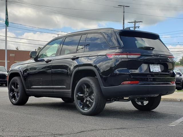 new 2025 Jeep Grand Cherokee car, priced at $44,208