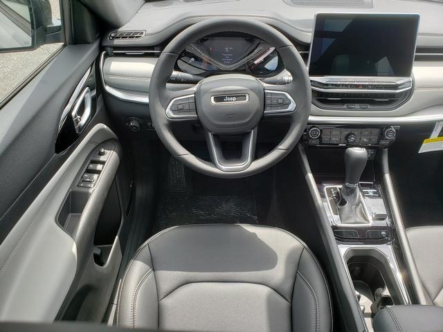 new 2025 Jeep Compass car, priced at $35,163
