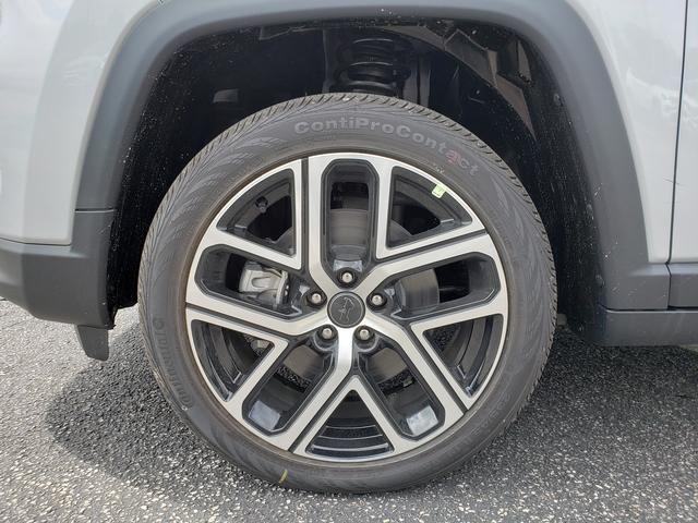new 2025 Jeep Compass car, priced at $35,163