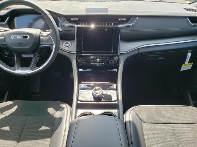 new 2025 Jeep Grand Cherokee L car, priced at $43,365
