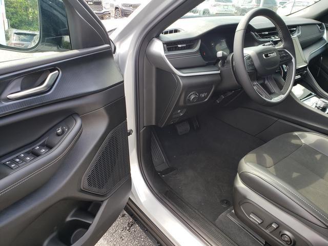 new 2025 Jeep Grand Cherokee L car, priced at $43,365