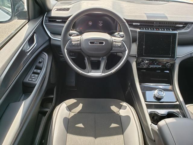 new 2025 Jeep Grand Cherokee L car, priced at $43,365