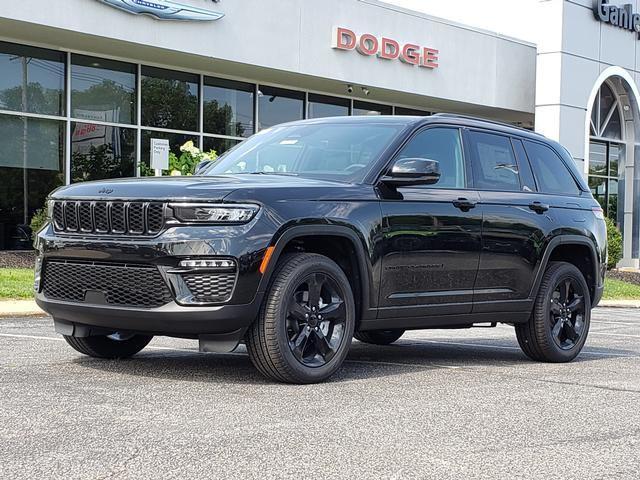 new 2025 Jeep Grand Cherokee car, priced at $44,208