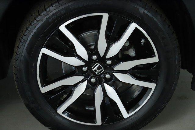 used 2021 Honda Pilot car, priced at $24,991