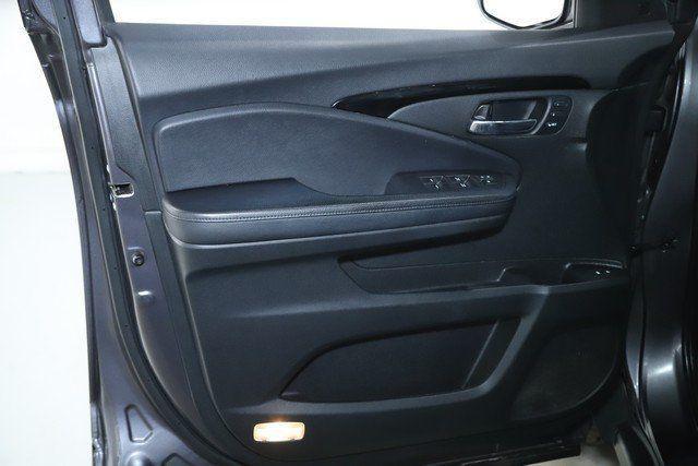 used 2021 Honda Pilot car, priced at $24,991