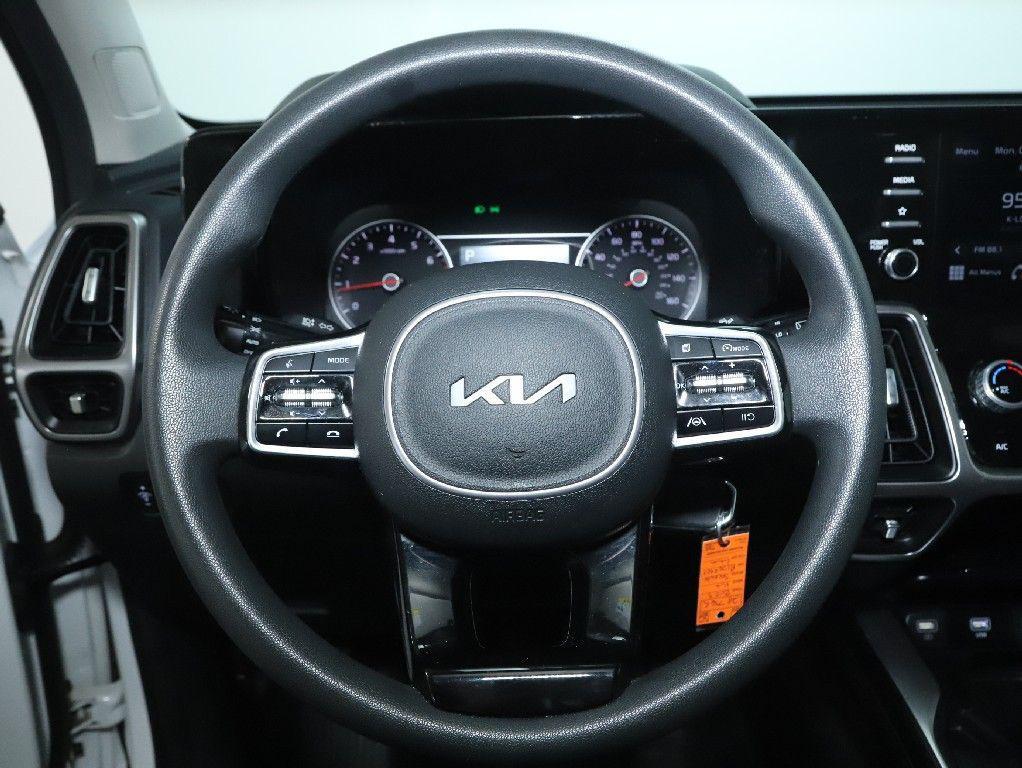 used 2023 Kia Sorento car, priced at $21,989