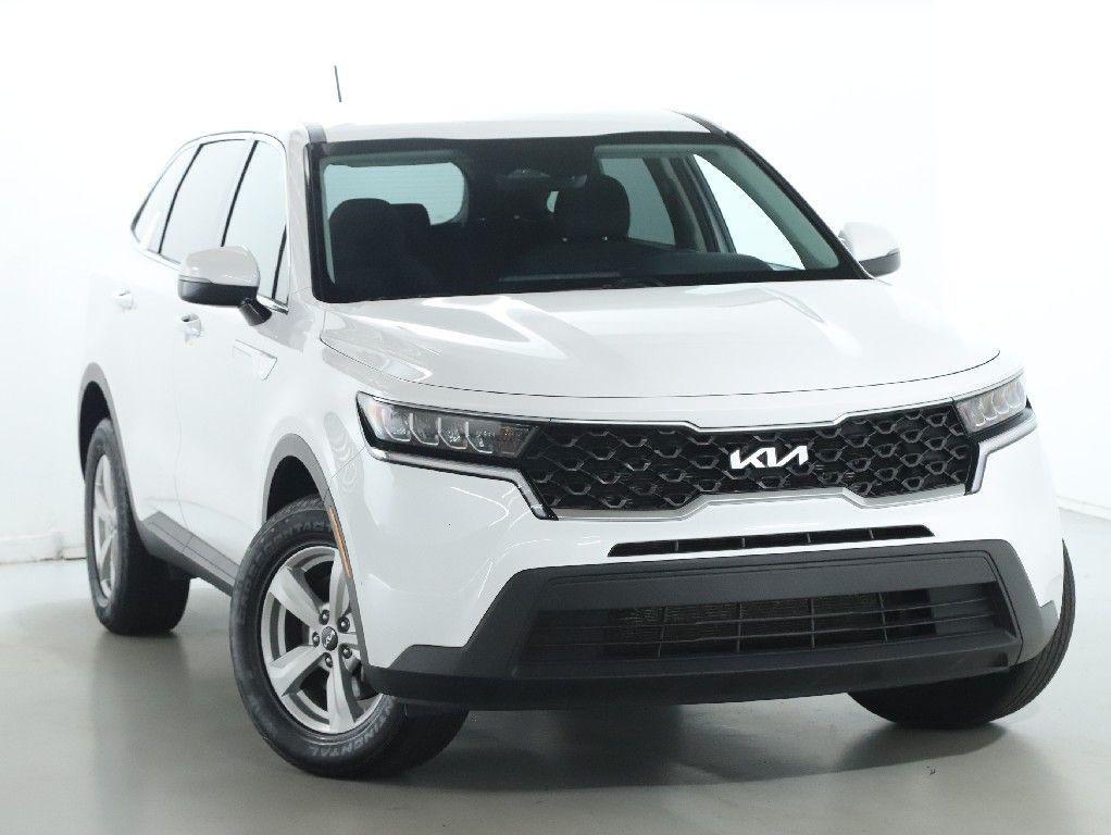 used 2023 Kia Sorento car, priced at $21,989