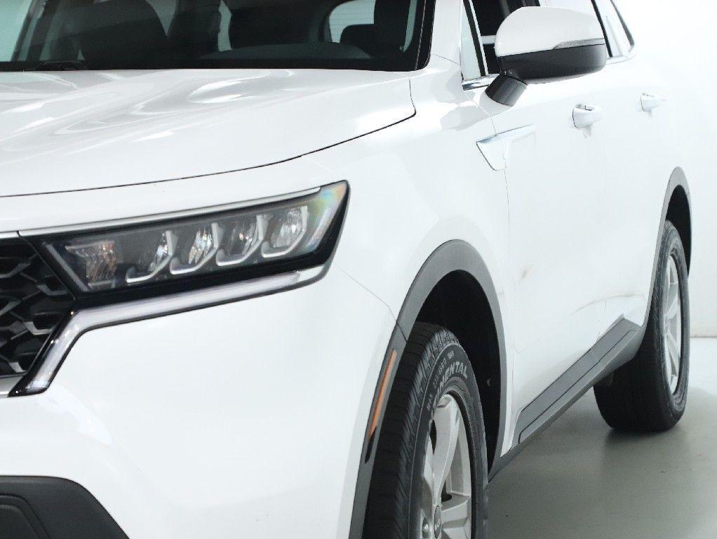 used 2023 Kia Sorento car, priced at $21,989
