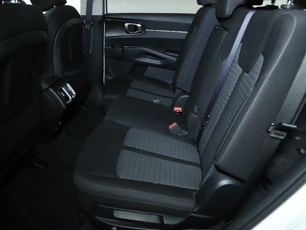 used 2023 Kia Sorento car, priced at $21,989