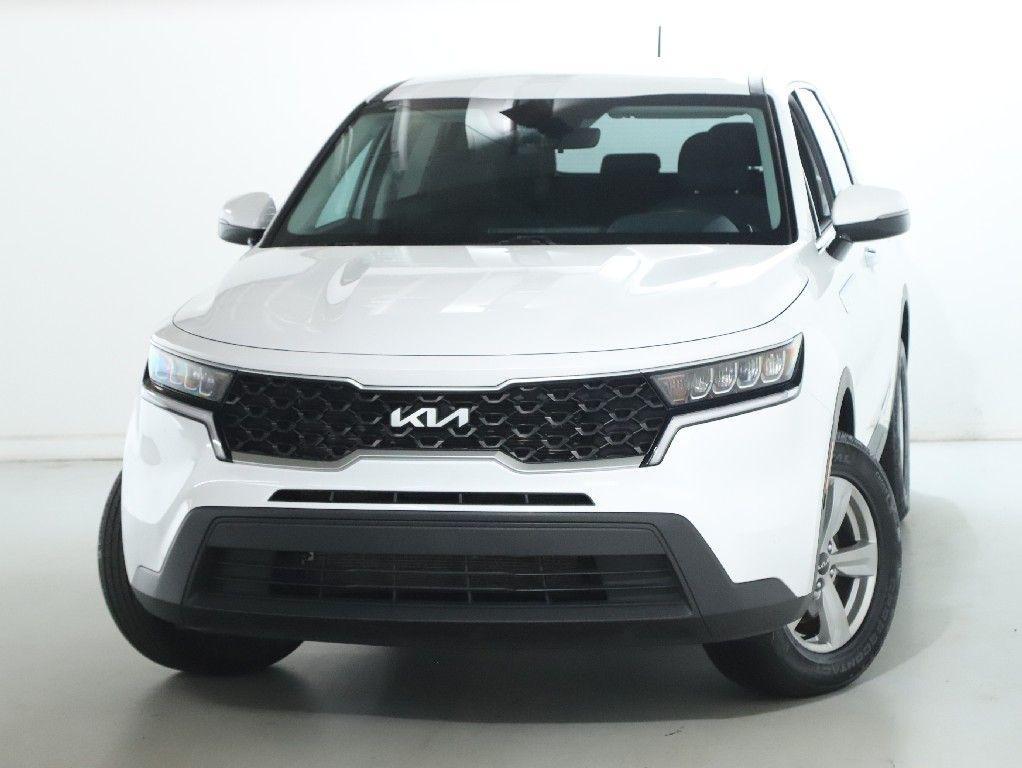 used 2023 Kia Sorento car, priced at $21,989