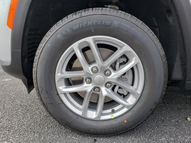 new 2025 Jeep Grand Cherokee L car, priced at $36,024