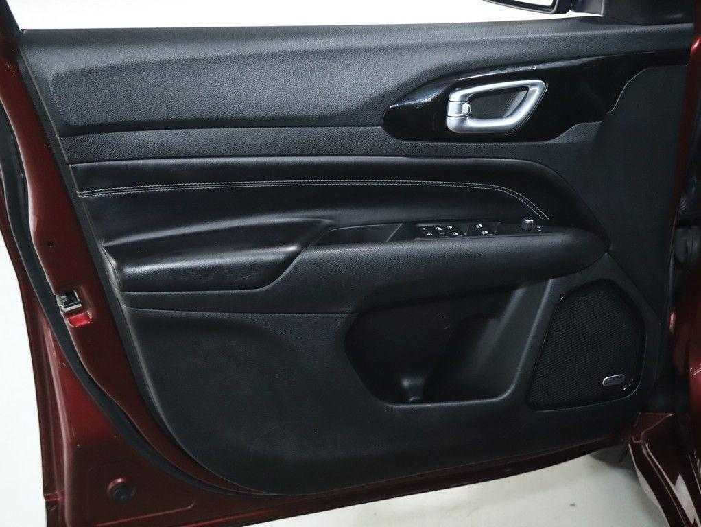 used 2022 Jeep Compass car, priced at $22,386