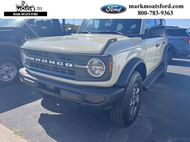 new 2025 Ford Bronco car, priced at $50,335