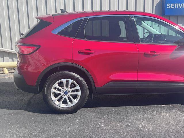 used 2022 Ford Escape car, priced at $23,999