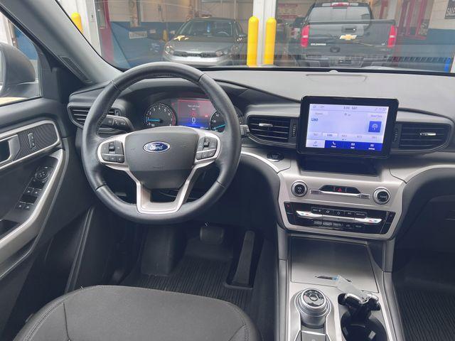 used 2022 Ford Explorer car, priced at $27,995
