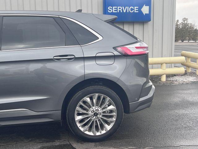 used 2021 Ford Edge car, priced at $29,999