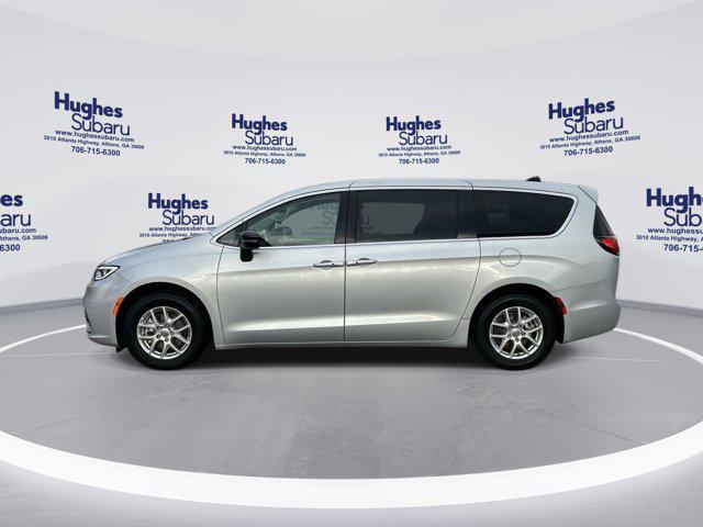 used 2024 Chrysler Pacifica car, priced at $31,800