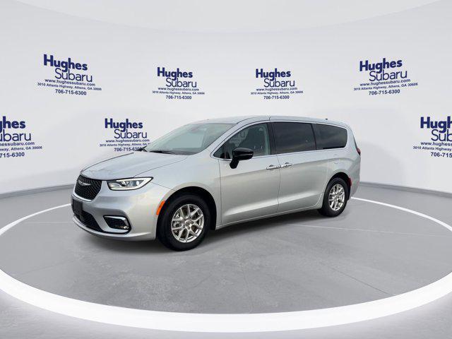 used 2024 Chrysler Pacifica car, priced at $31,800