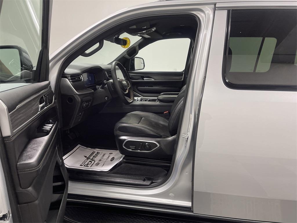 used 2023 Jeep Wagoneer L car, priced at $38,918