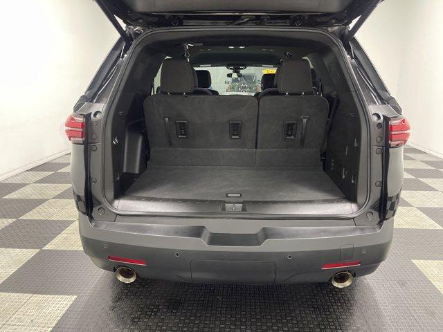 used 2023 Chevrolet Traverse car, priced at $30,998
