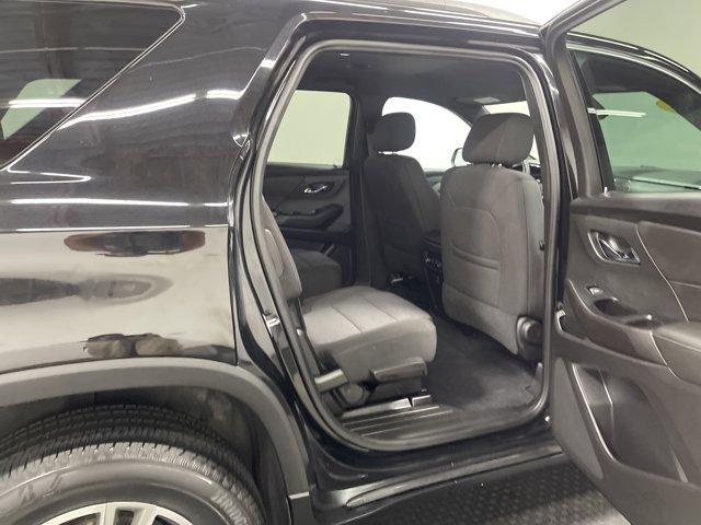 used 2023 Chevrolet Traverse car, priced at $30,998