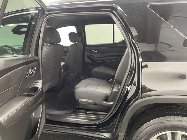 used 2023 Chevrolet Traverse car, priced at $30,998