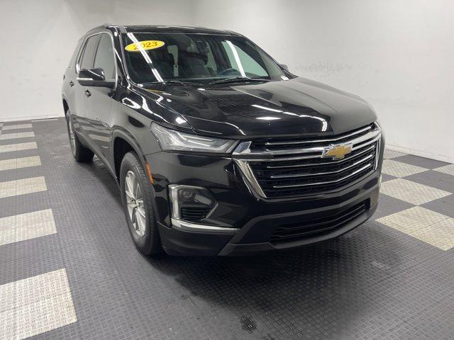 used 2023 Chevrolet Traverse car, priced at $30,998