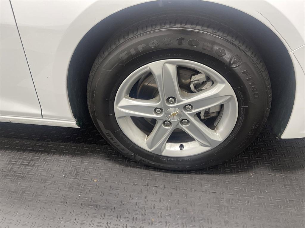used 2024 Chevrolet Malibu car, priced at $22,112