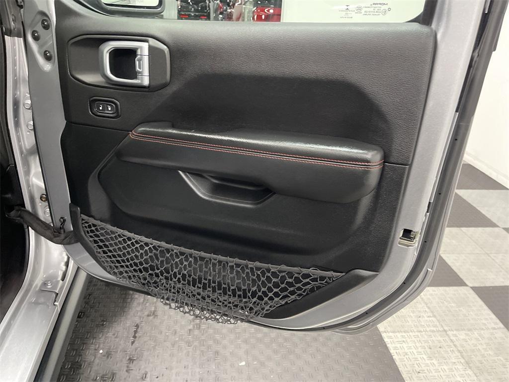 used 2020 Jeep Gladiator car, priced at $27,223
