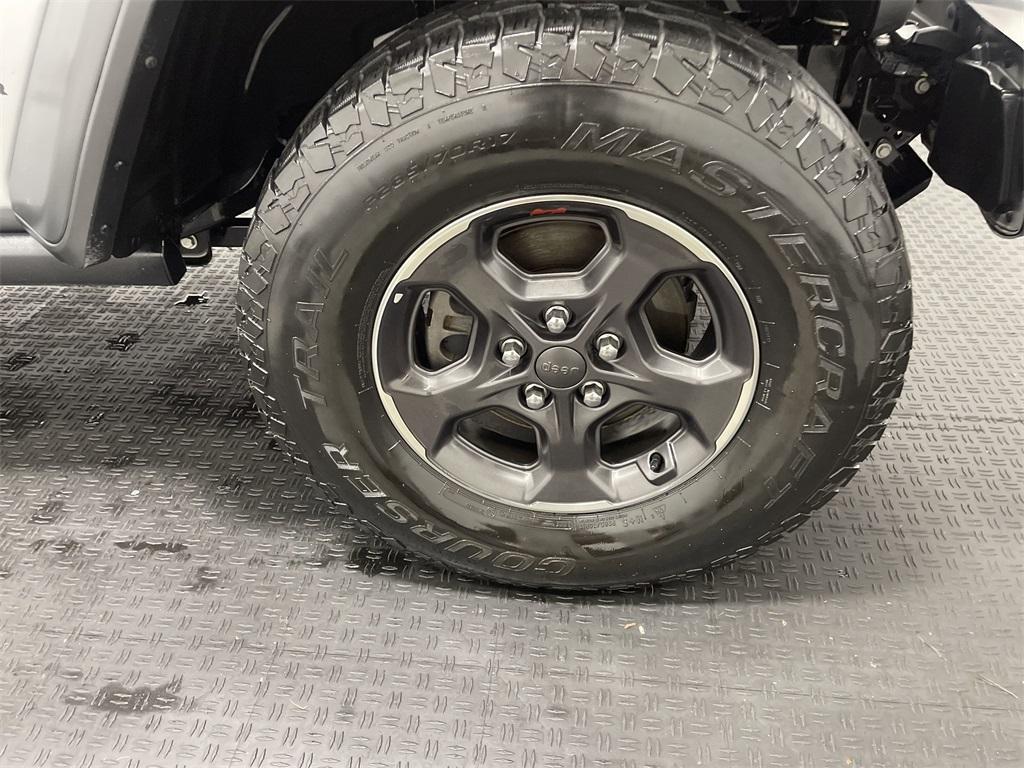 used 2020 Jeep Gladiator car, priced at $27,223