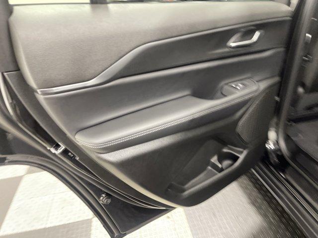 new 2025 Jeep Grand Cherokee L car, priced at $42,642