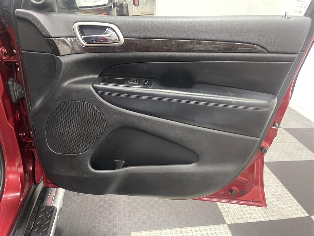 used 2012 Jeep Grand Cherokee car, priced at $11,536