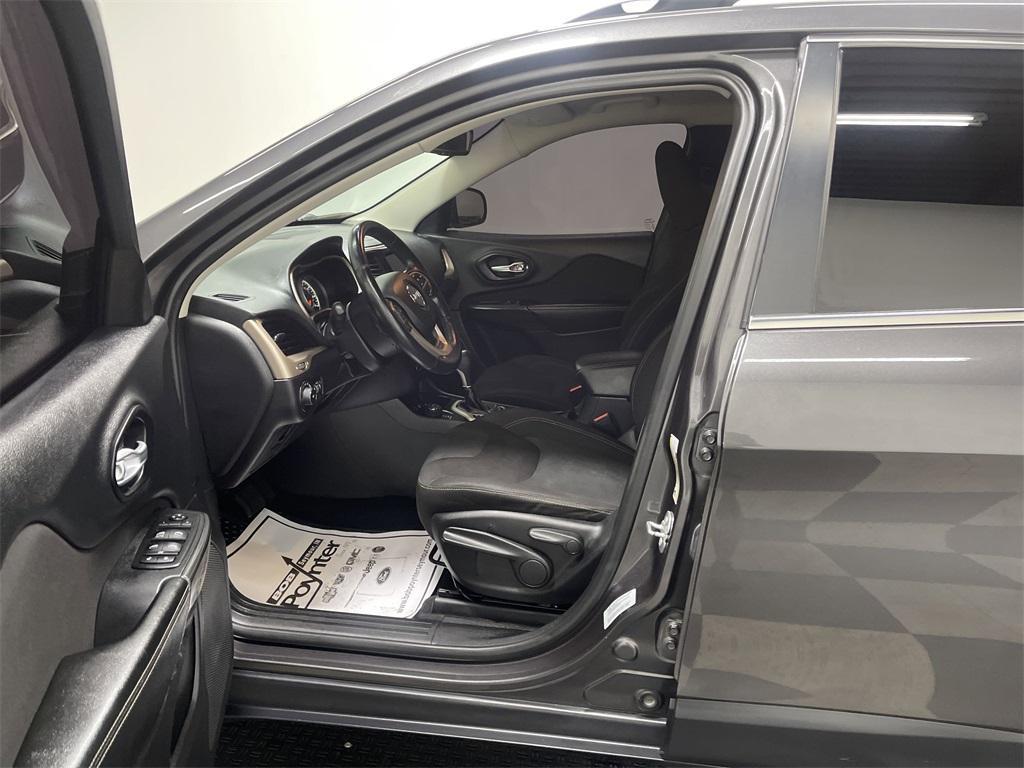 used 2015 Jeep Cherokee car, priced at $12,053