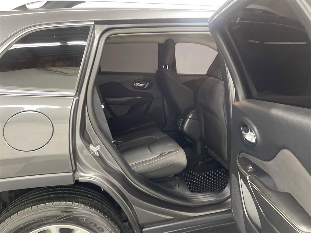 used 2015 Jeep Cherokee car, priced at $12,053