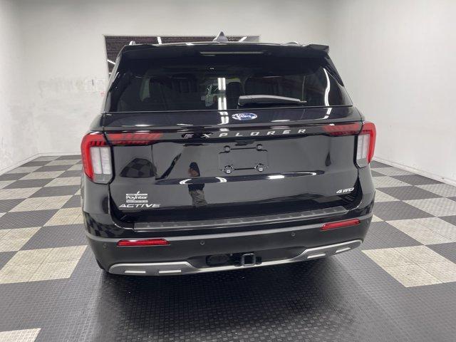 new 2025 Ford Explorer car, priced at $48,083