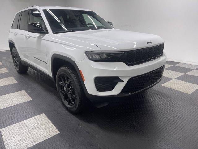 new 2025 Jeep Grand Cherokee car, priced at $40,068