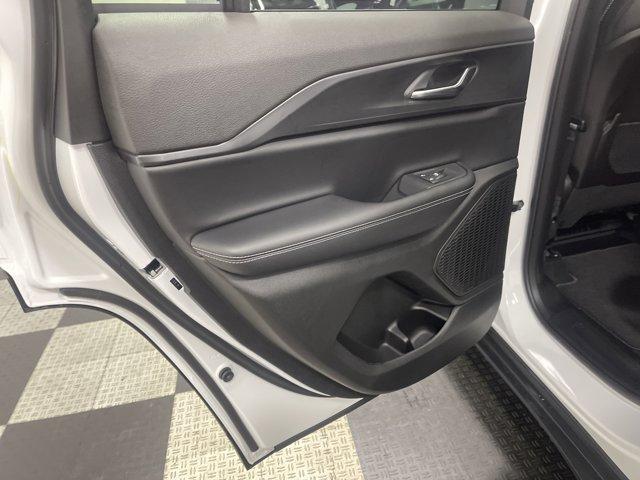 new 2025 Jeep Grand Cherokee car, priced at $40,068