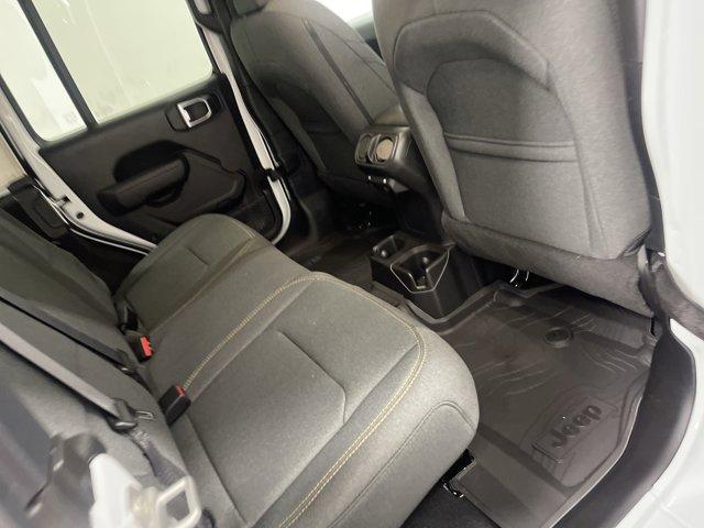 new 2025 Jeep Wrangler car, priced at $45,656
