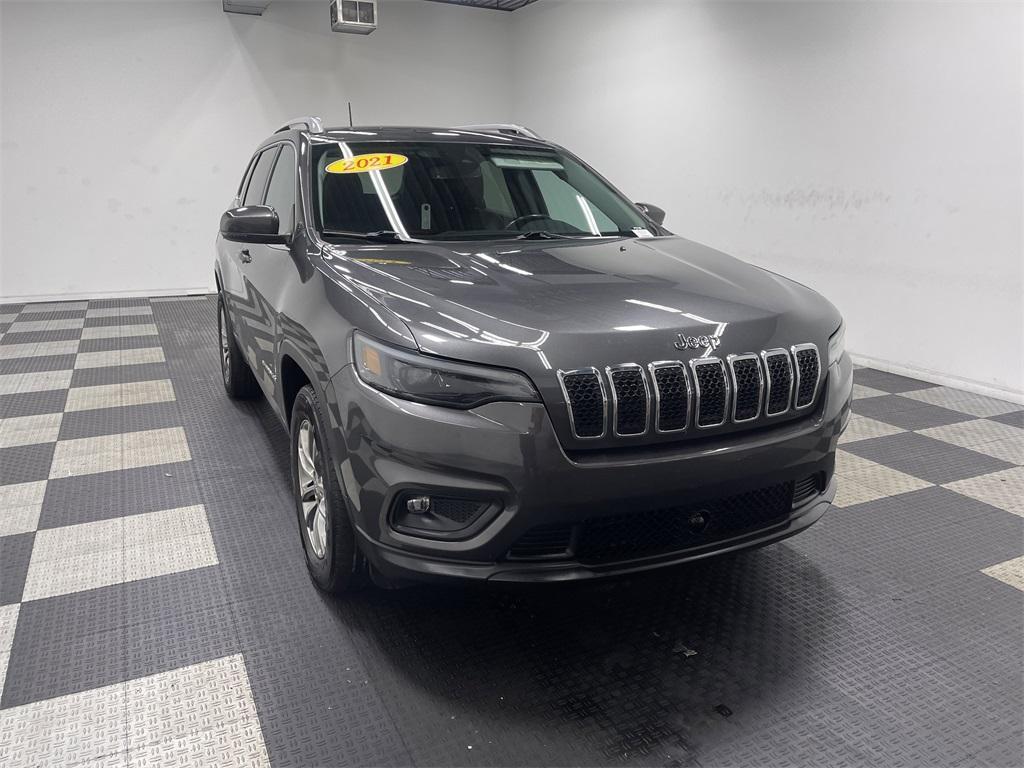 used 2021 Jeep Cherokee car, priced at $20,172