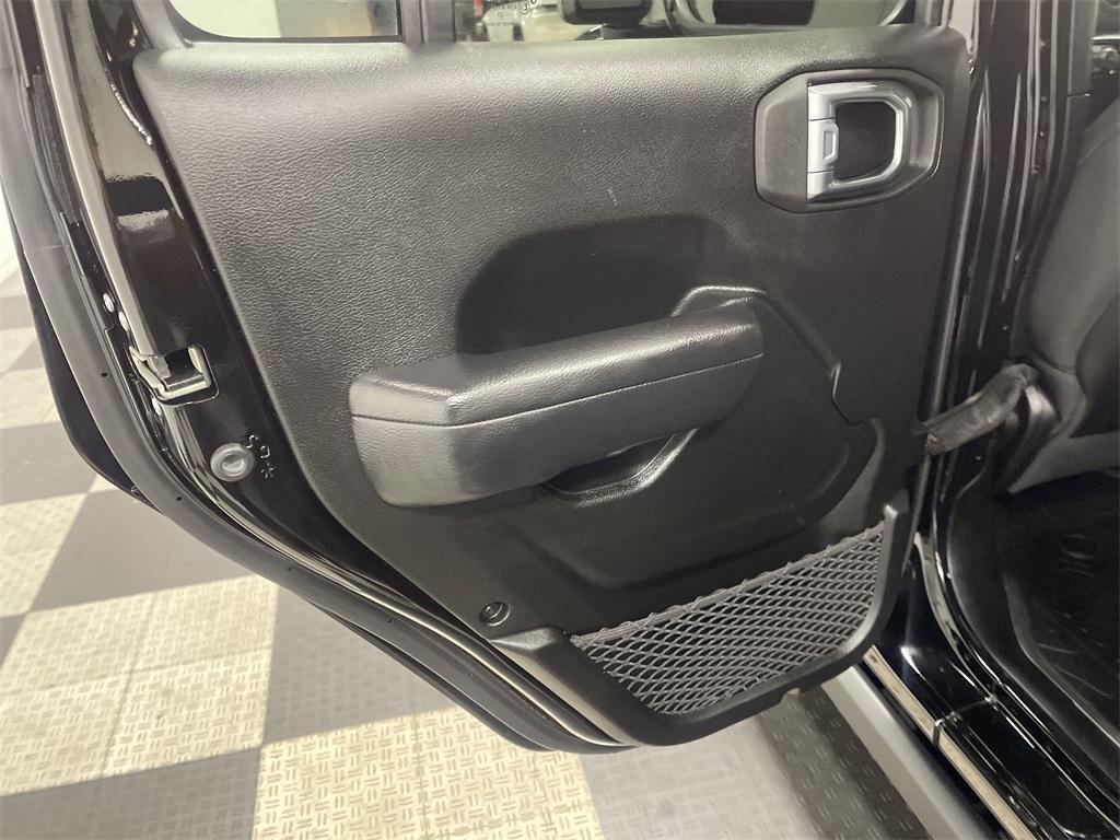 used 2023 Jeep Gladiator car, priced at $45,399