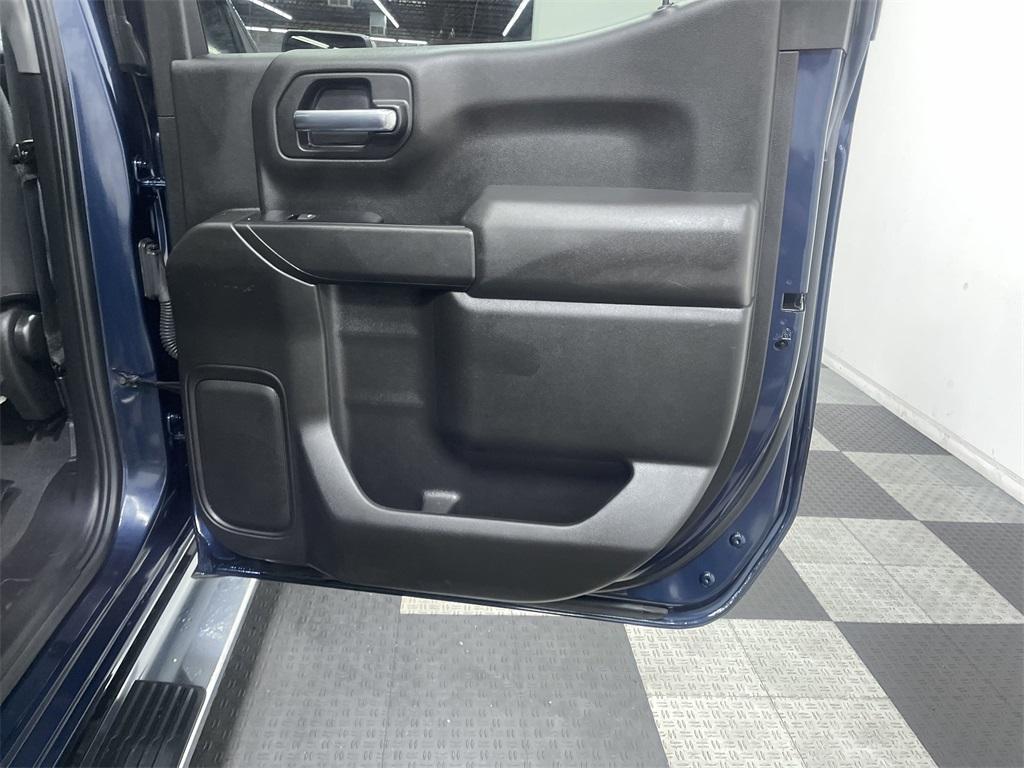 used 2021 Chevrolet Silverado 1500 car, priced at $30,979