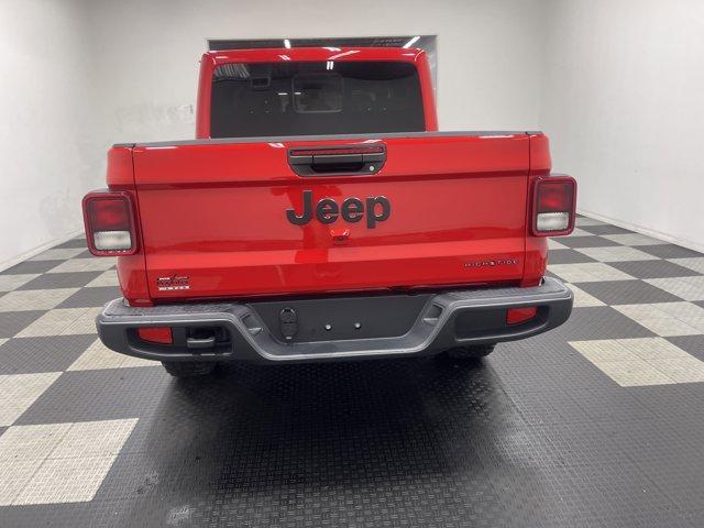 new 2025 Jeep Gladiator car, priced at $44,570