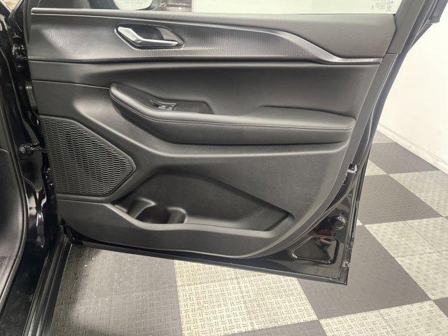new 2025 Jeep Grand Cherokee L car, priced at $40,275