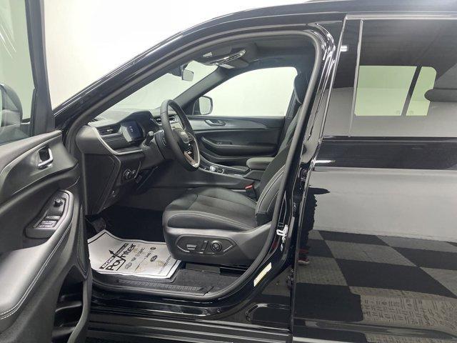 new 2025 Jeep Grand Cherokee L car, priced at $40,275