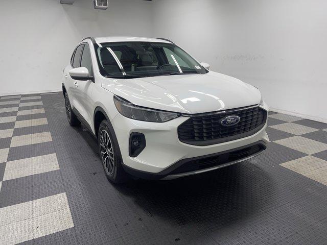 new 2025 Ford Escape car, priced at $30,782