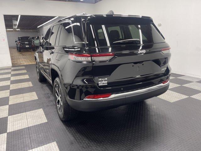 new 2025 Jeep Grand Cherokee car, priced at $43,128