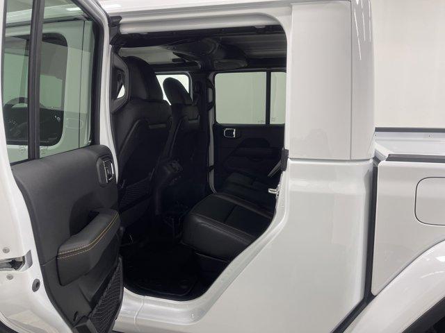 new 2025 Jeep Gladiator car, priced at $44,127