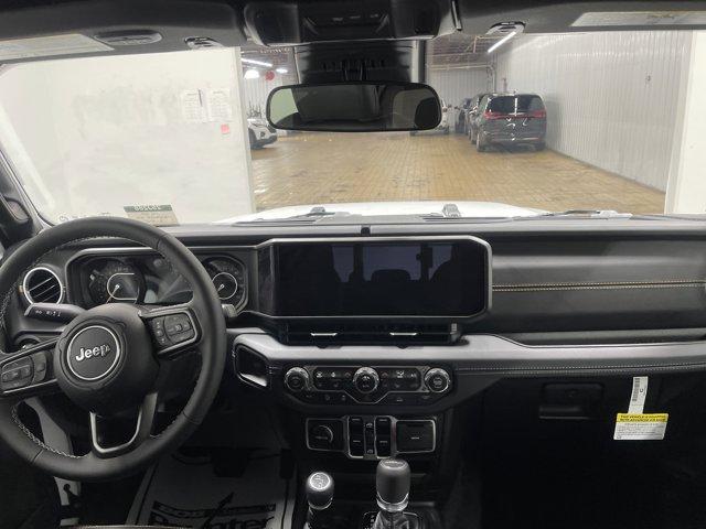 new 2025 Jeep Gladiator car, priced at $44,127
